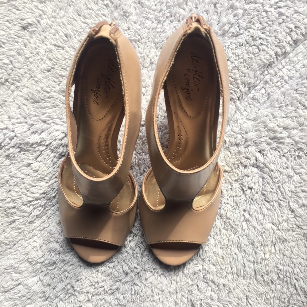 ❌SOLD❌Dexflex comfort heels